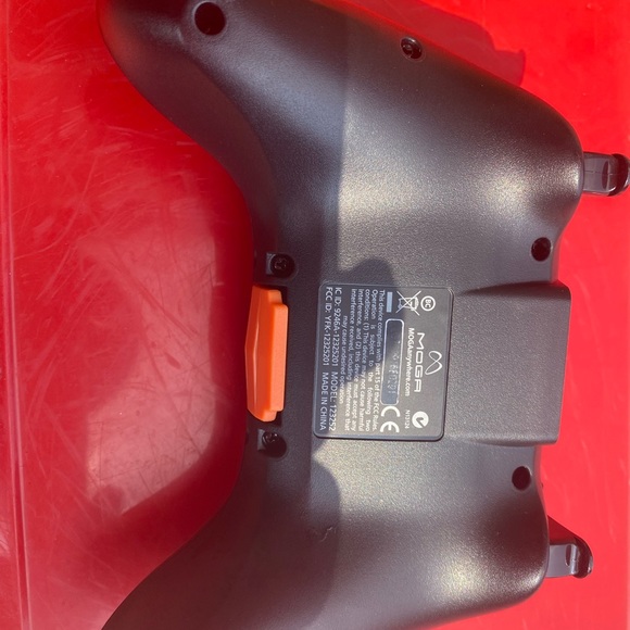 MOGA Controller Model 123252 for Android Smartphones - Picture 10 of 14